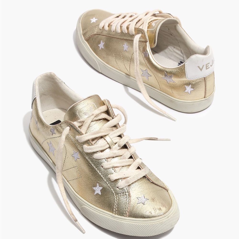 COPY - Veja x Madewell Esplar Low Sneakers in Star Embroidered Gold Leather, 7 …